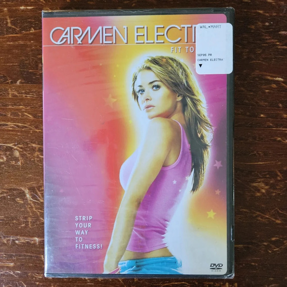 Carmen Electra's Aerobic Striptease DVDs -Set of Two -Disc 1 & 2 - Picture 5 of 7